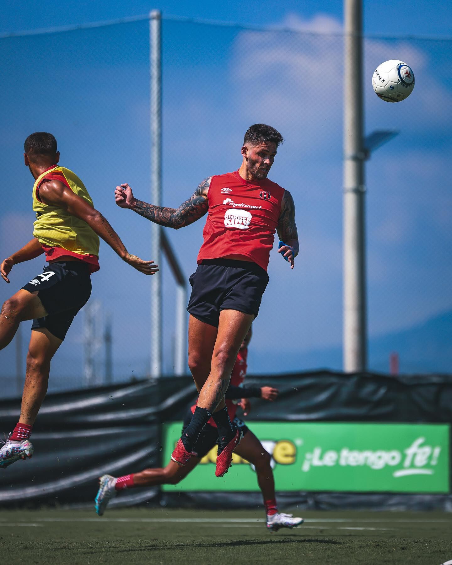 Jonathan Moya está habilitado para jugar este viernes 12 de enero en el partido entre Liga Deportiva Alajuelense y Sporting.