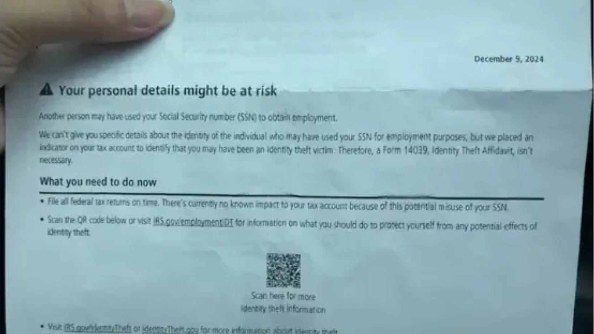 La estafa inició en 2024, recibió una carta advirtiéndole sobre un posible robo de identidad.