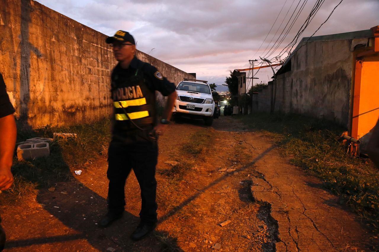 Mujer de 19 años es asesinada por su expareja en San Pablo de Barva Heredia. Foto Mayela López.