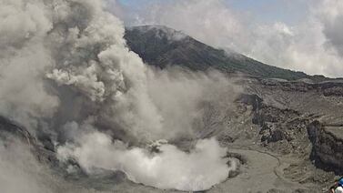 Riesgo de erupción en volcán Poás obliga a cierre temporal del parque