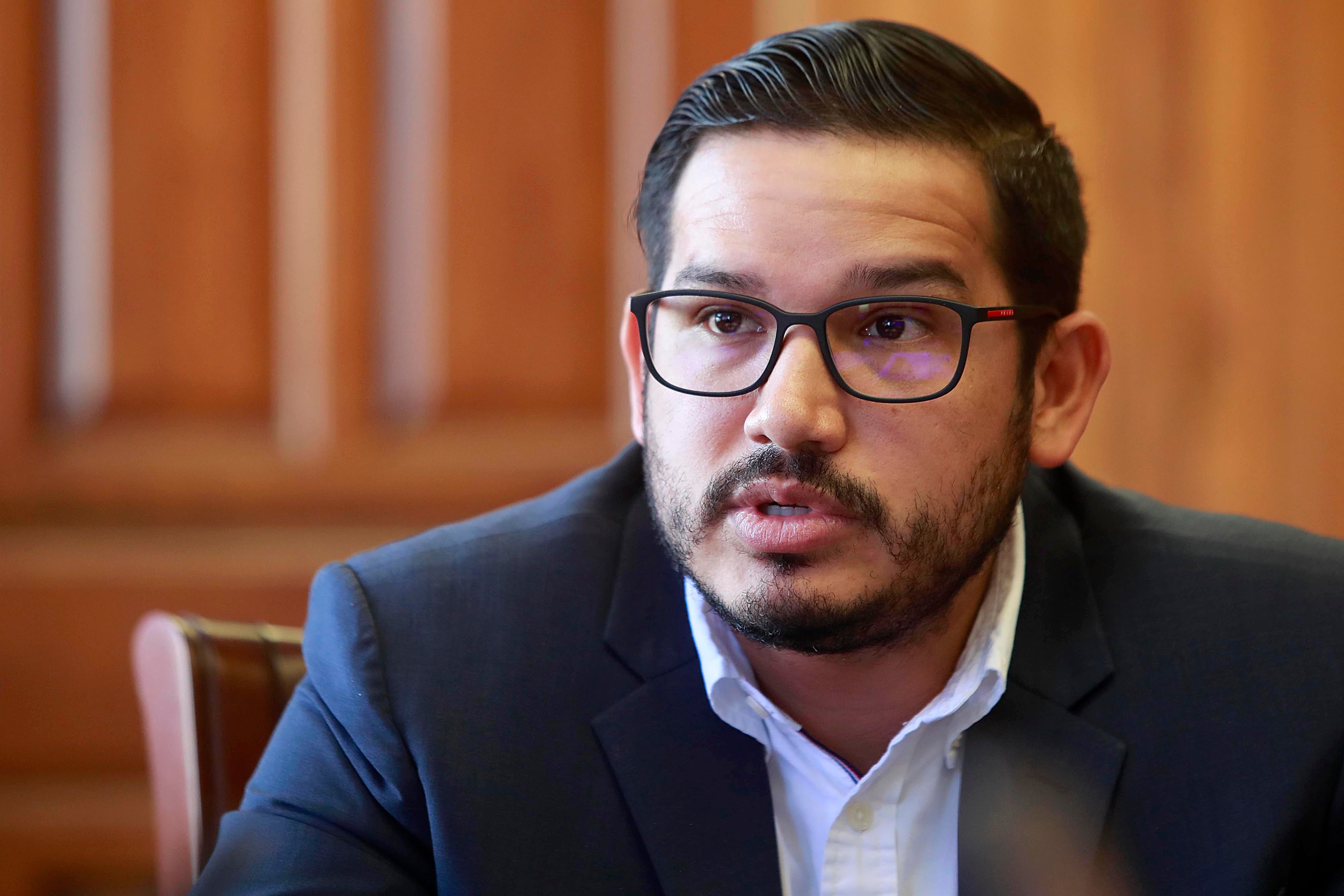 27/11/2023 Sabana Sur. Victor Carvajal, ministro de Agricultura en entrevista relacionada con los escáneres para detectar el posible ingreso y salida de droga.