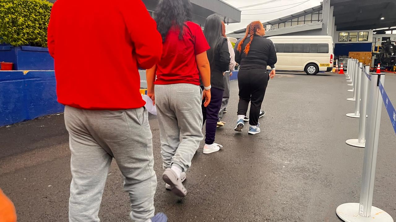 En este sexto vuelo viajaban 25 personas.