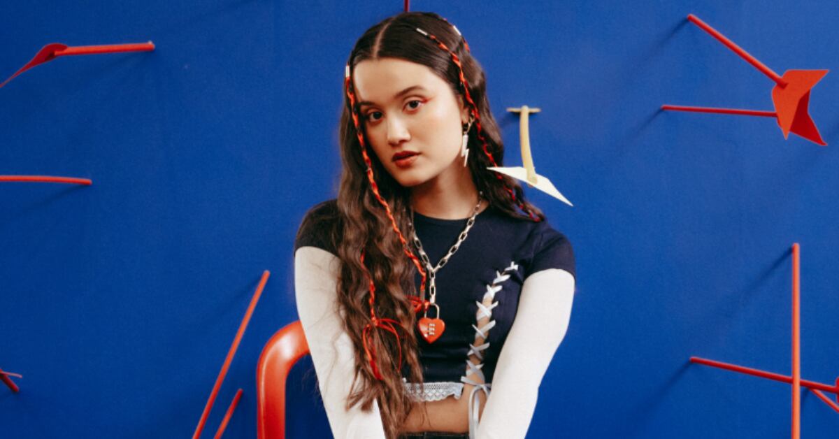 Joaquina lanzó su sencillo 'Amarillo', inspirado en la historia de una amiga que enfrentó un quiebre amoroso.