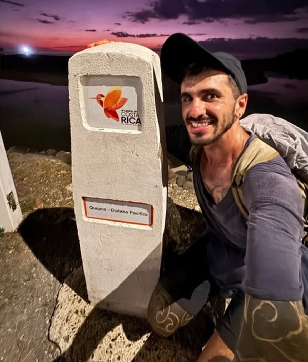 Esquivelio, mexicano en Costa Rica