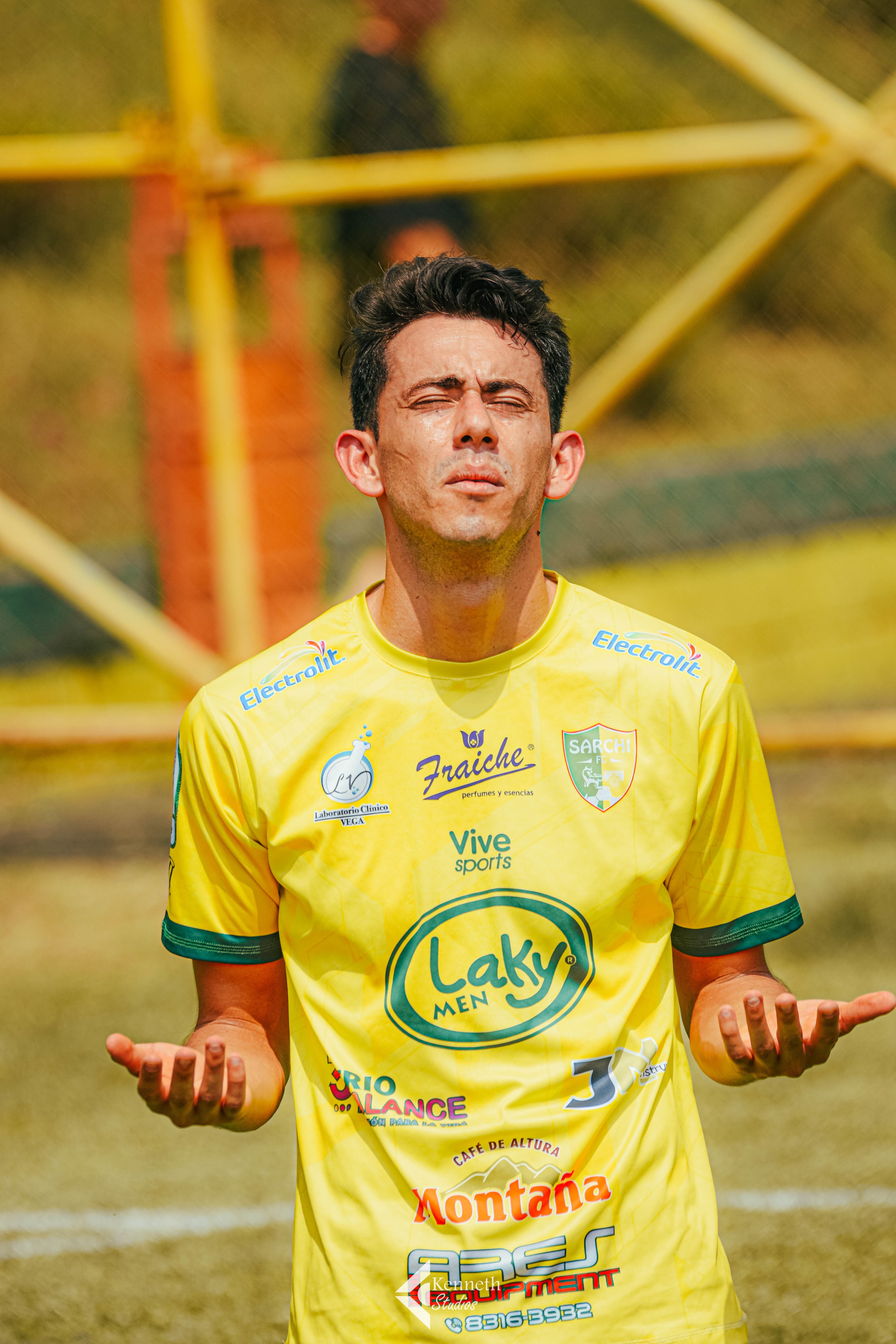 Kevin Cabezas le agradece a Dios poder cumplir su propósito de volver a jugar fútbol.