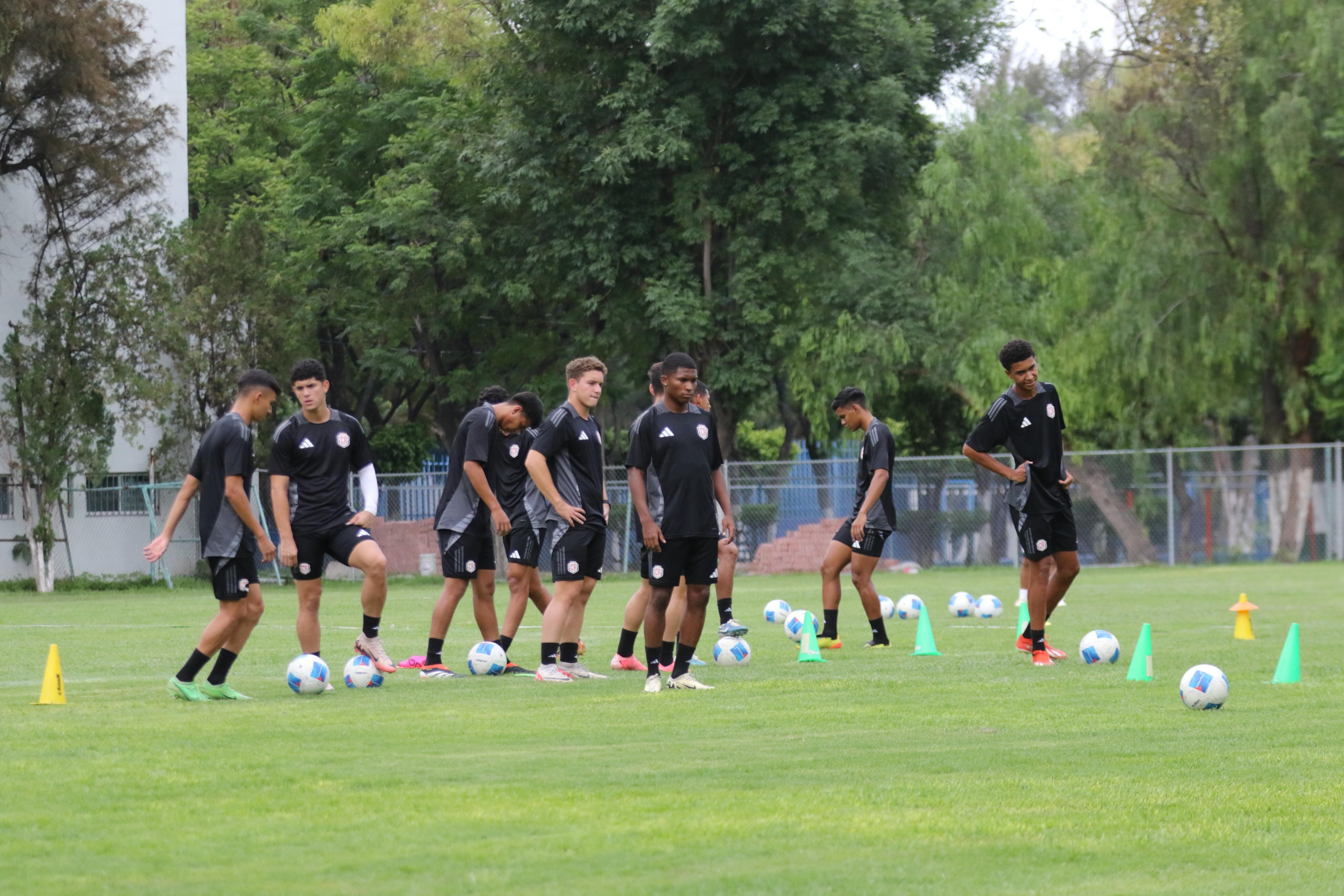 Selección Sub 20
Premundial Celaya, México
Balacera, cambio de sede
24 de julio del 2024
Fotografias: Fedefutbol