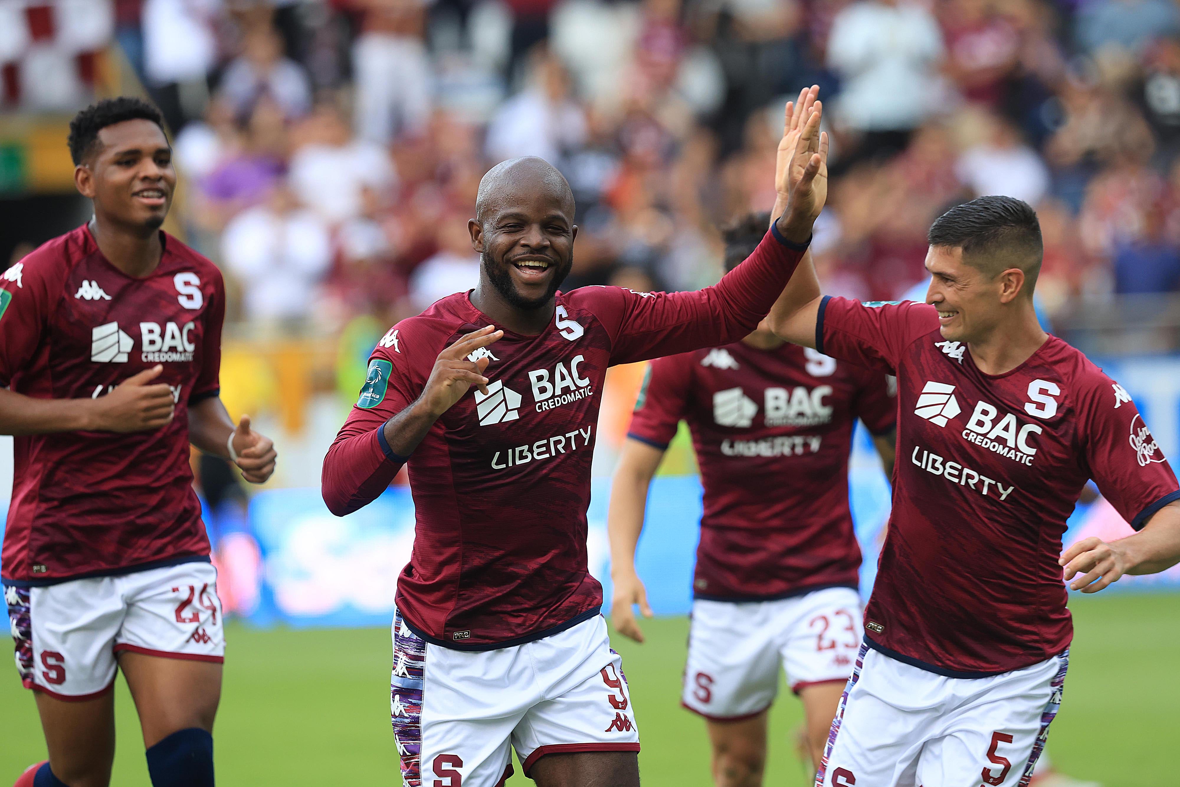 12/05/2024 Estadio Ricardo Saprissa, Tibás. El Deportivo Saprissa recibió a Santos de Guápiles en partido de la Jornada 22 del Torneo de Clausura, Copa Promérica 2024. Foto: Rafael Pacheco Granados
