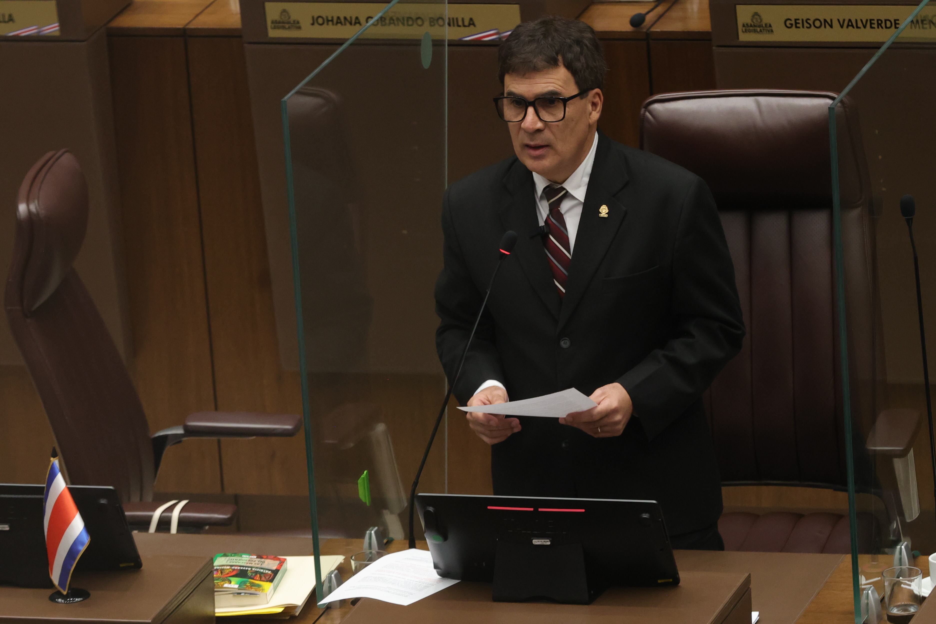 debate sobre levantamiento de la inmunidad de Rodrigo Chaves