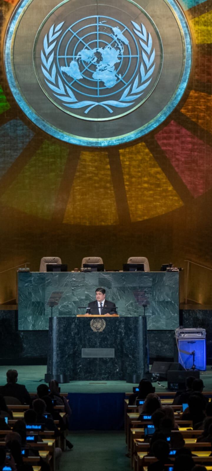 En su discurso, Alvarado destacó que la cooperación global es una demanda fundamental de las generaciones más jóvenes hacia las potencias y líderes mundiales,