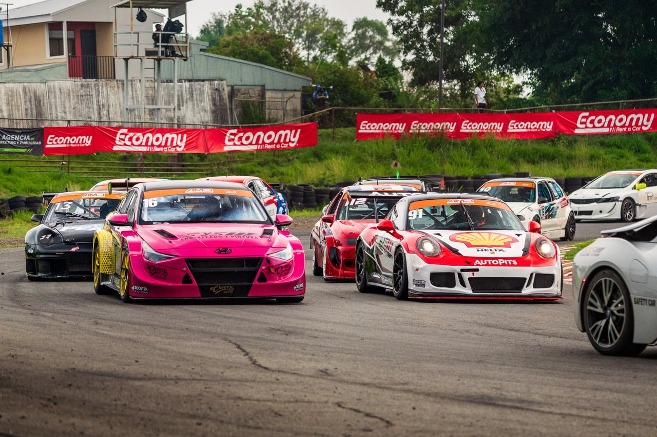 Campeonato de Automoviismo 2026
Gran Premio AMD
4 de mayo del 2026
Cortesía: Macrcomunicación