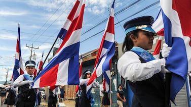 11 de abril: así desfilaron 29 delegaciones escolares en Alajuela por los 170 años de la Batalla de Rivas