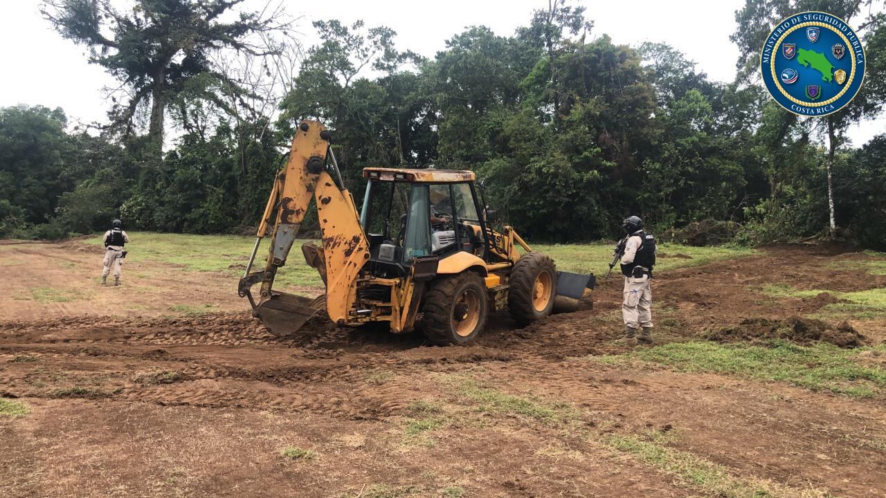 La idea es reforestar la zona y realizar vigilancias periódicas para evitar que la finca vuelva a ser utilizada para vuelos ilegales. Foto: Cortesía MSP.