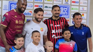 Celso Borges, Kendall Waston, Elías Aguilar y Cristopher Núñez hacen un llamado urgente