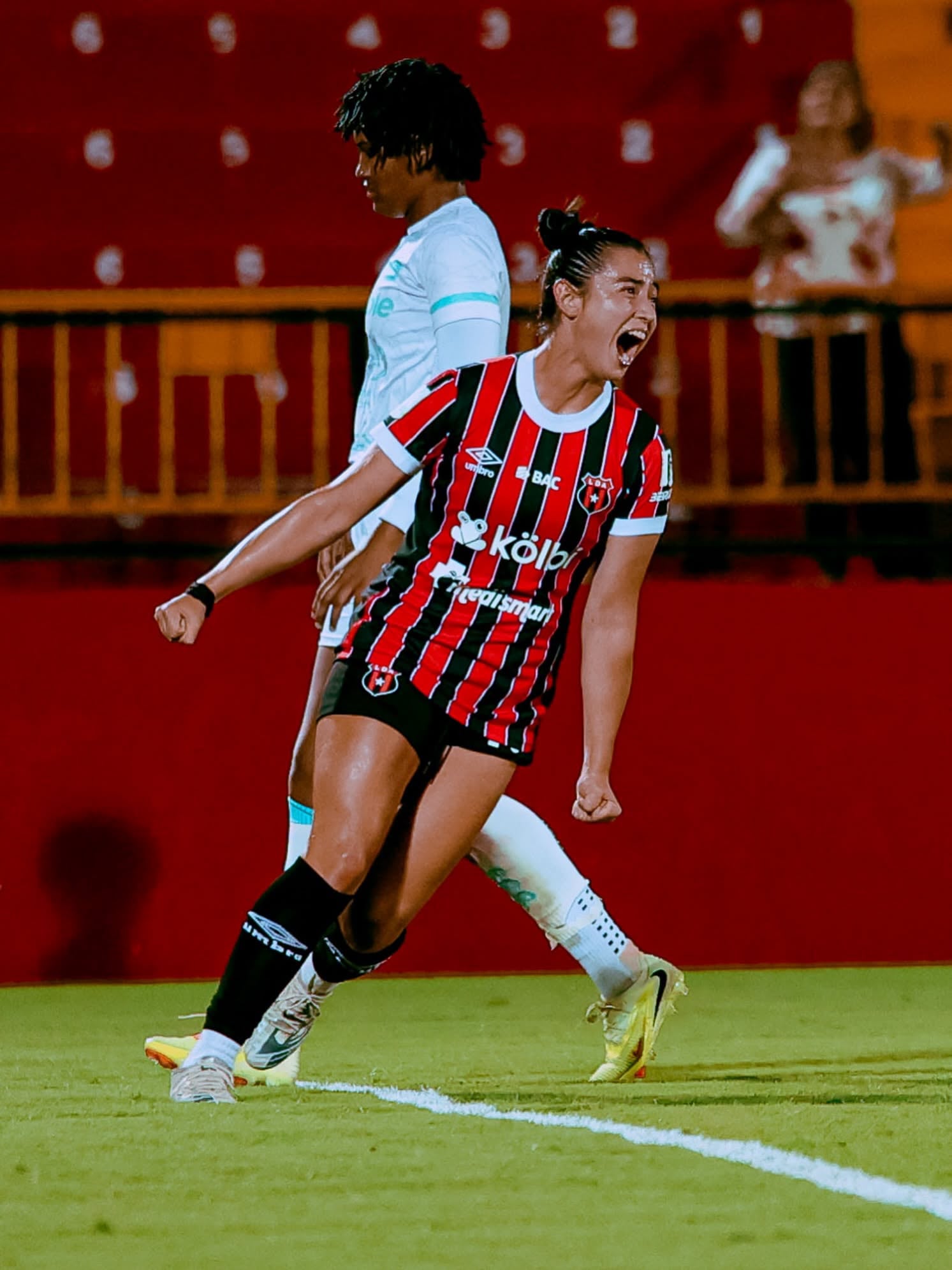 Liga Deportiva Alajuelense sumó sus primeros tres puntos en el Torneo de Apertura 2026 de la Liga Premier Femenina y Miranda Solís fue figura.