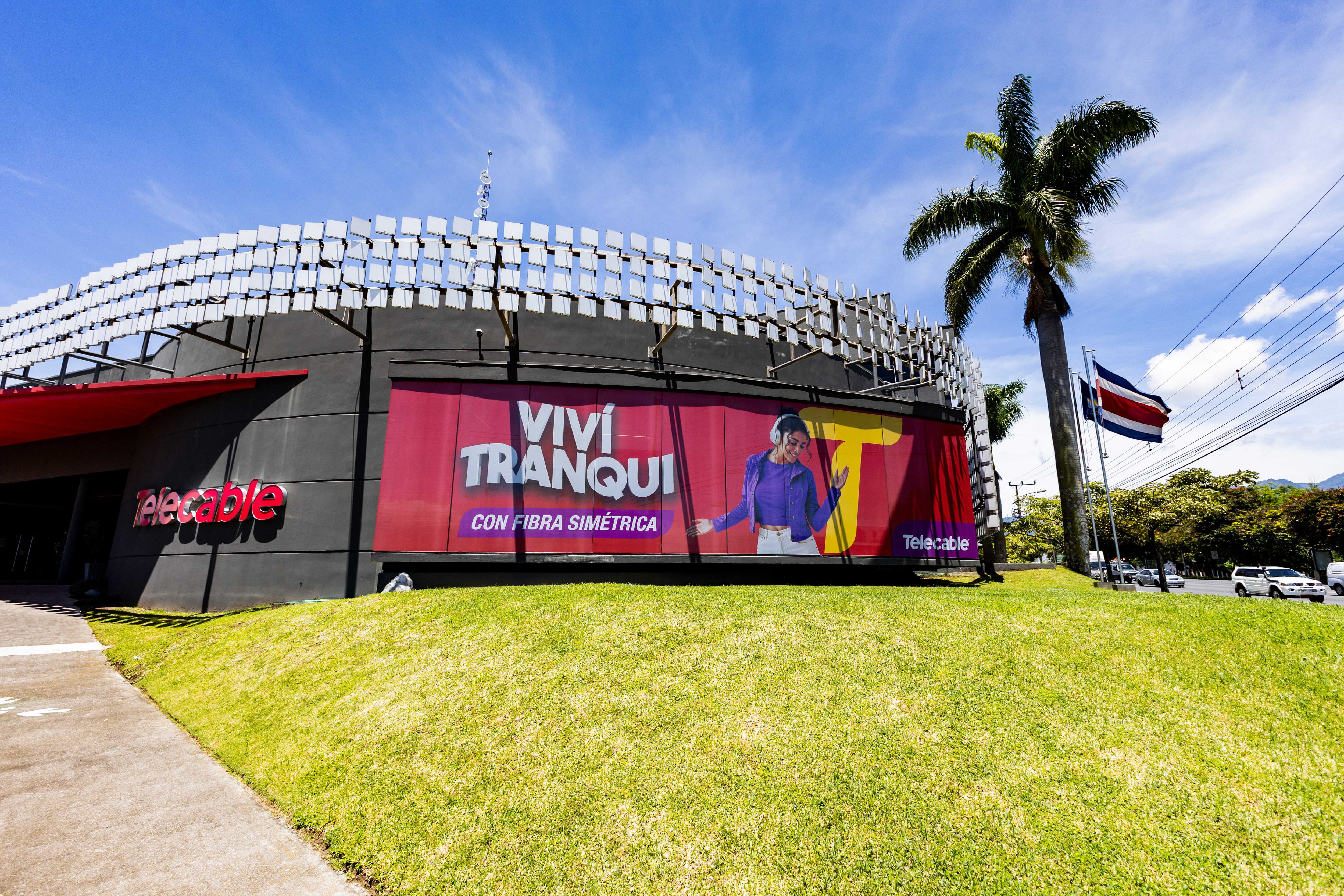 Telecable compra Cable Brus