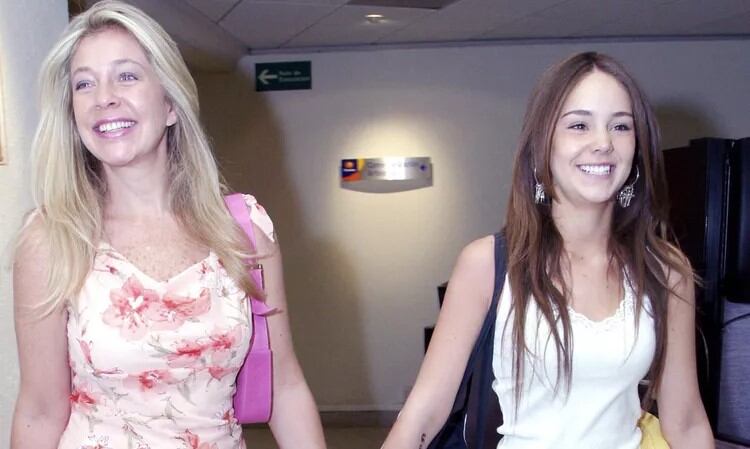 Ernestina Sodi y su hija Camila