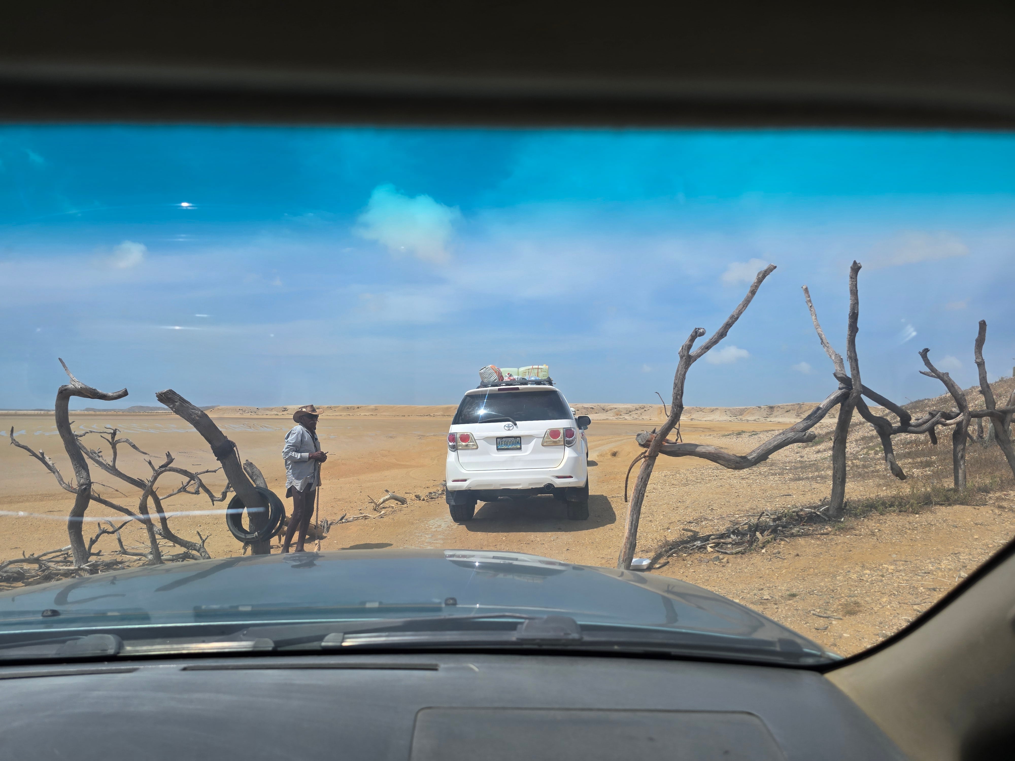 Pobreza en la Alta Guajira, Colombia, donde los lugareños cobran "peaje" por pasar