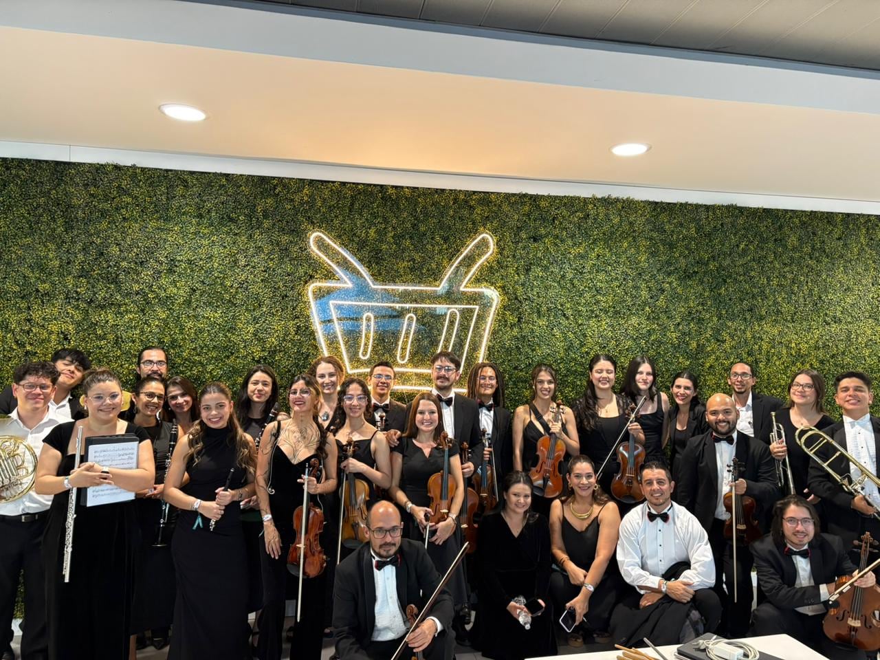 Yandel Picnic 2026 Orquesta Universal