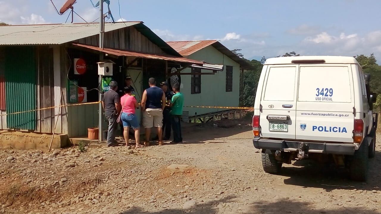 Pulpero de 68 años es asesinado dentro de su casa en Upala, Alajuela. Foto Edgar Chinchilla.