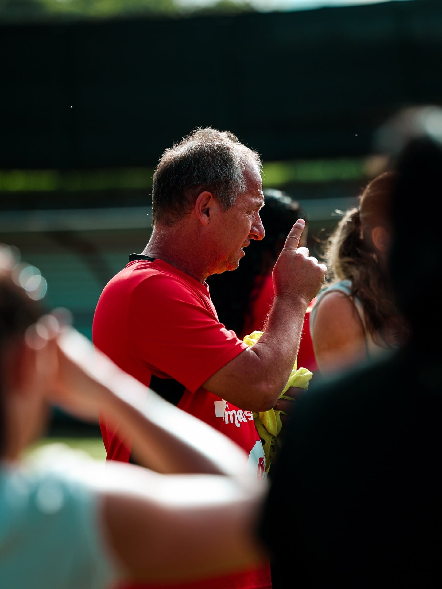 Wílmer López está concentrado en el desenlace del campeonato de fútbol femenino con las leonas, pero también pasa pendiente del equipo masculino de Liga Deportiva Alajuelense.