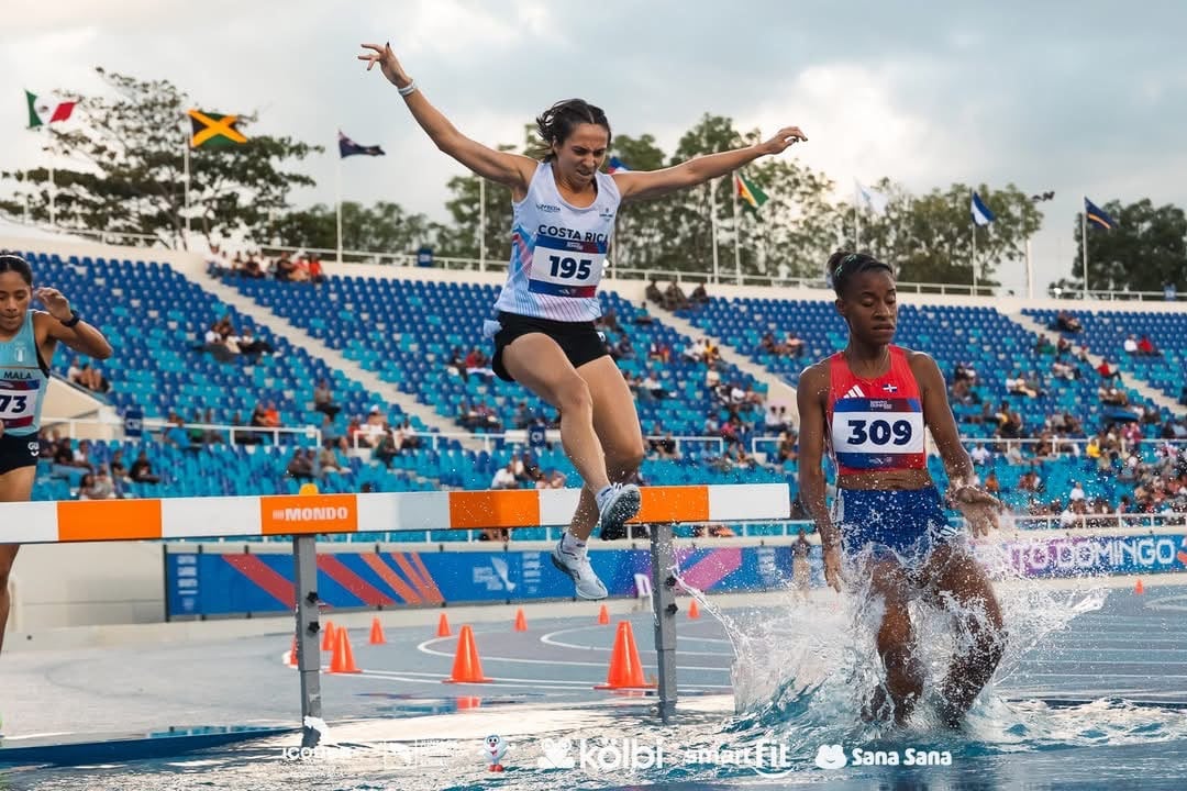María Nellys Chaves
Juegos Centroamericanos y del Caribe Santo Domingo 2026
3.000 metros con obstáculos, con un tiempo de 10:42.88, nuevo récord nacional
7 de agosto del 2026
Fotografía: Comité Olímpico Nacional