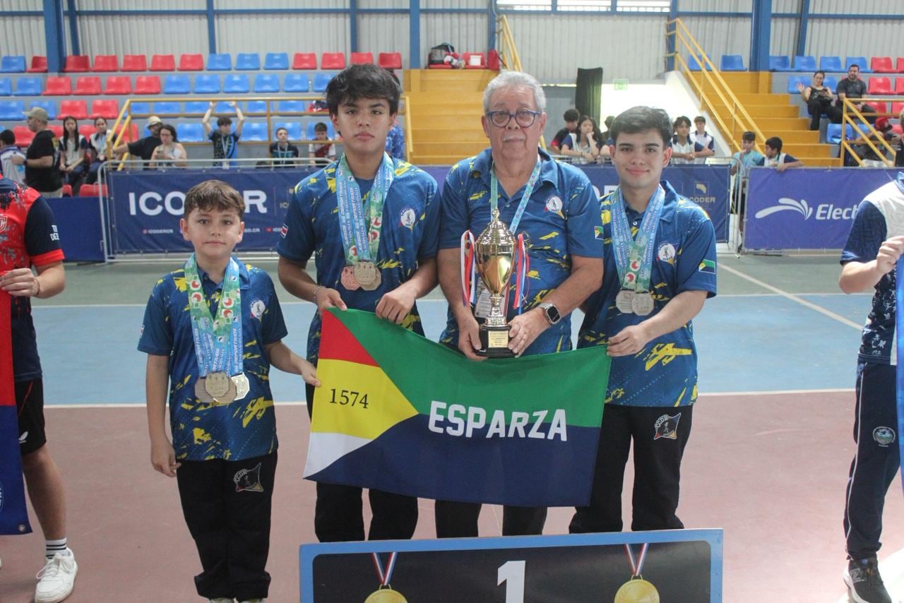 Juegos Nacionales Limón 2026
Esparza, campeón del tenis de mesa
24 de enero del 2026
Fotografía: Icoder