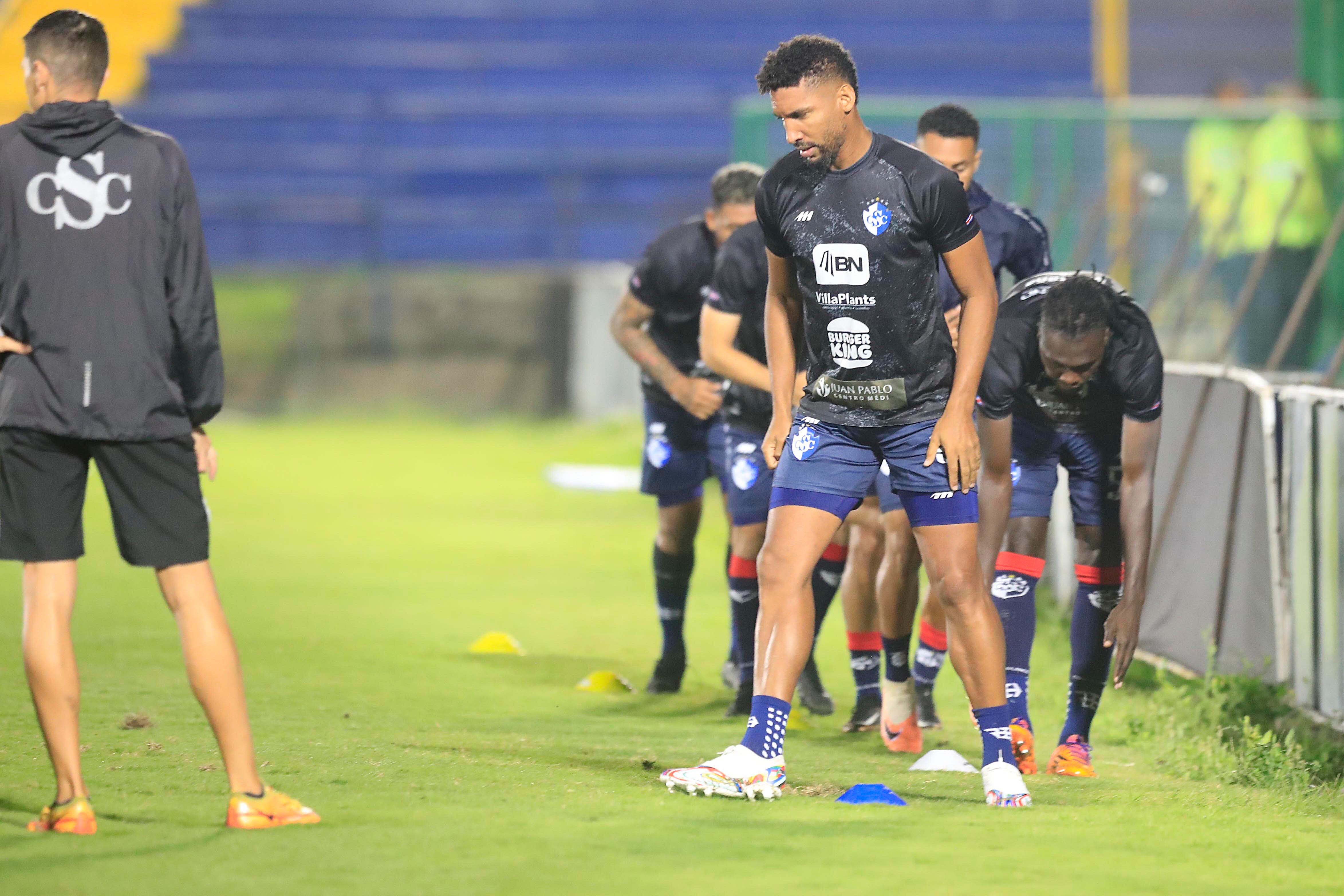 04/10/2023 Estadio Fello Meza, Cartago. El Club Sport Cartaginés recibió a Comunicaciones, de Guatemala, en partido de ida por repechaje de la Copa Centroamericana de CONCACAF.