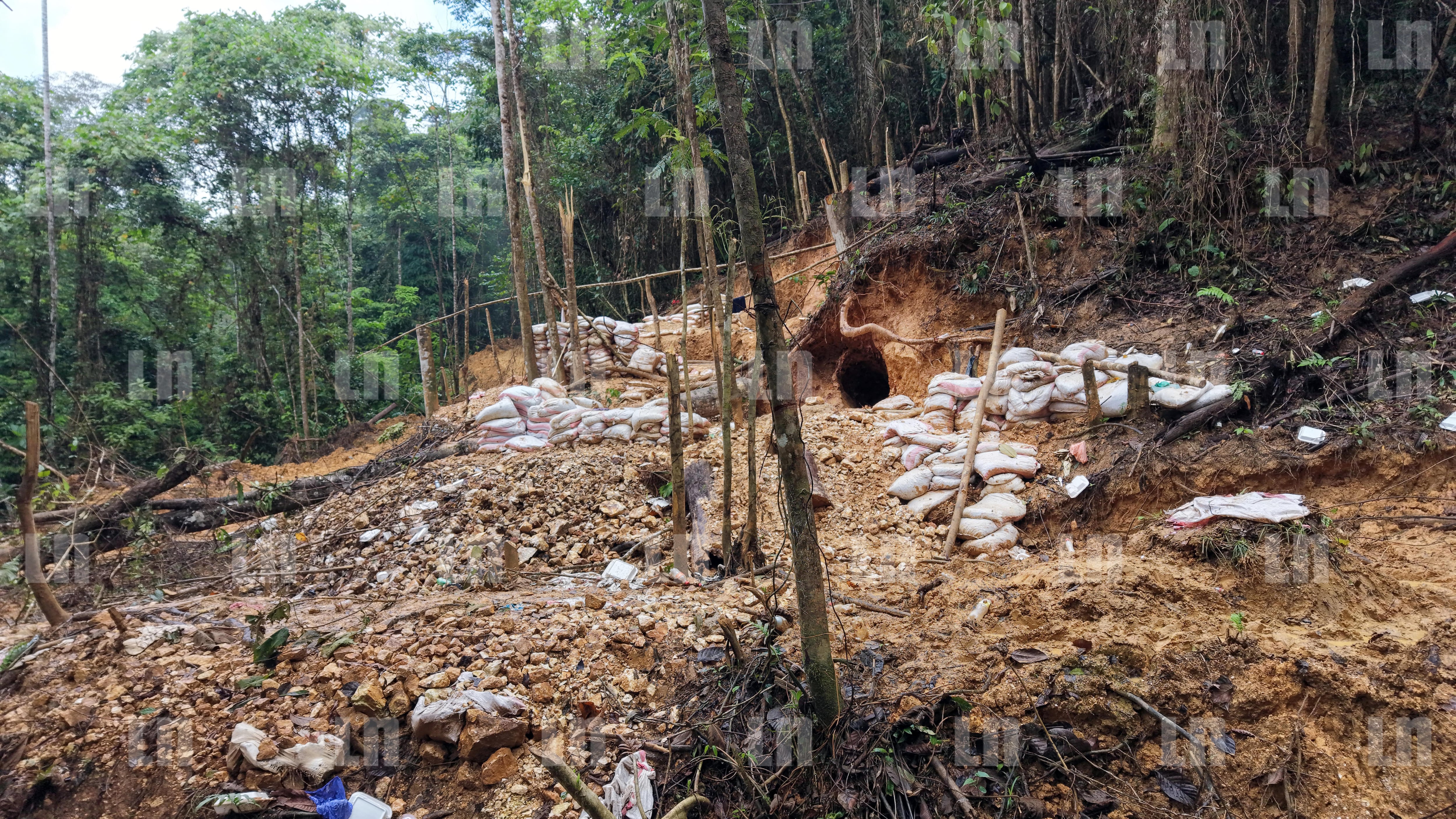 Mineria Ilegal Conchudita / Marca de Agua LN