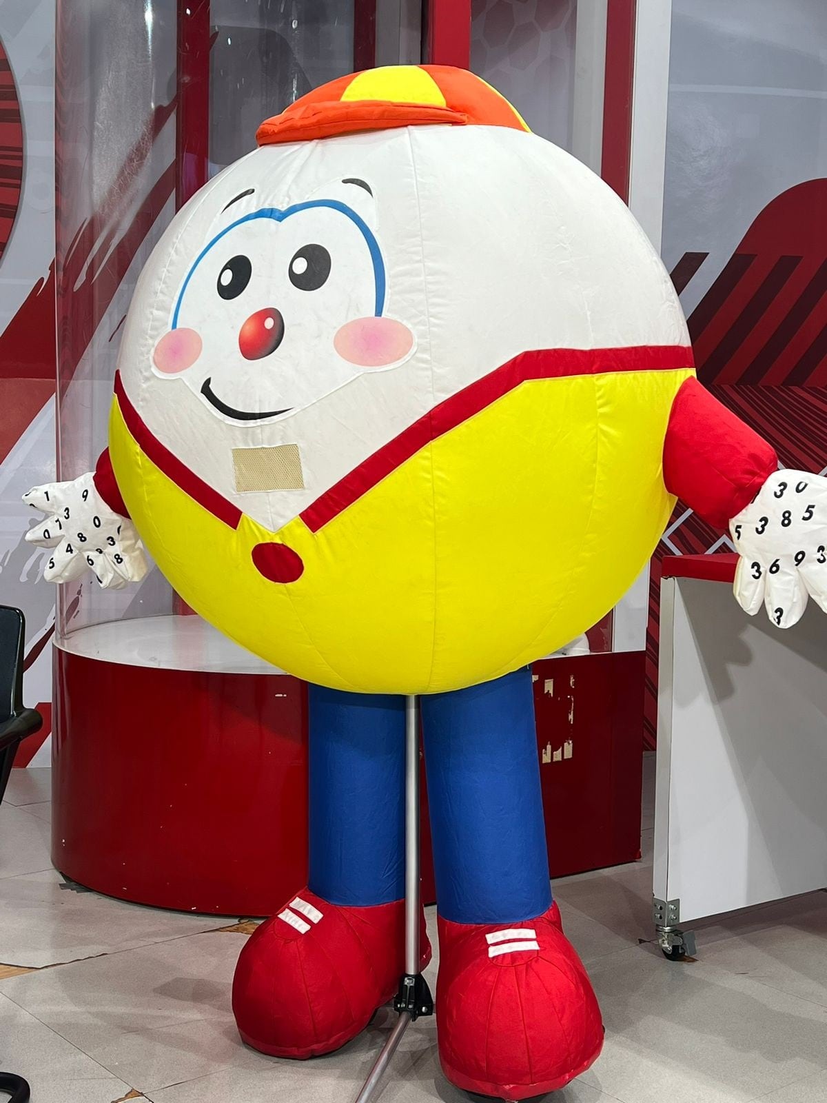 Este año el Gordito de Medio Año de la Junta de Protección Social (JPS) en verdad que se pasó de kilos porque trae un premio mayor de 1.200 millones de colones en tres emisiones.