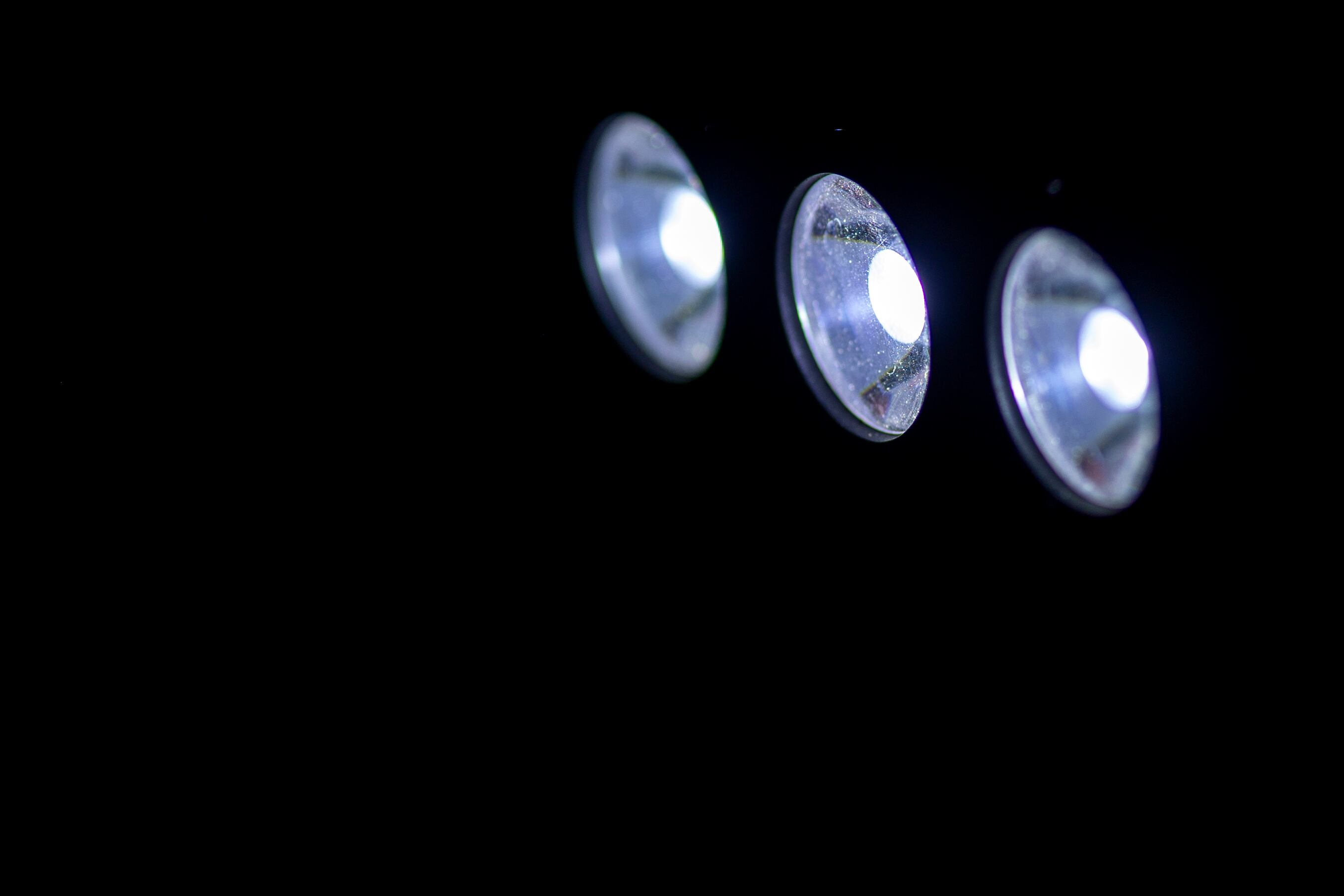 10/05/2024, San José, Tibas, fotografías para ilustrar el uso de la electricidad en locales comerciales y casas de habitación, que se van a ver afectados con los apagones que van a hacer las compañias de electricidad del país.