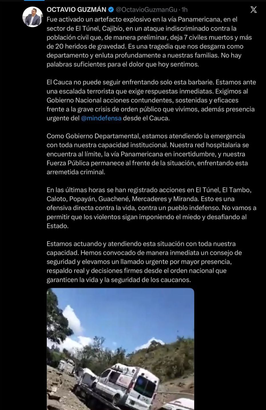 Un atentado con bomba contra vehículos en una vía del suroeste de Colombia dejó un saldo de víctimas mortales y heridos graves, en medio de una ola de ataques atribuidos a disidencias de las FARC.