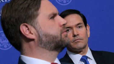 Estados Unidos retira visa a funcionarios chilenos por ‘socavar la seguridad regional’ y Boric fustiga decisión