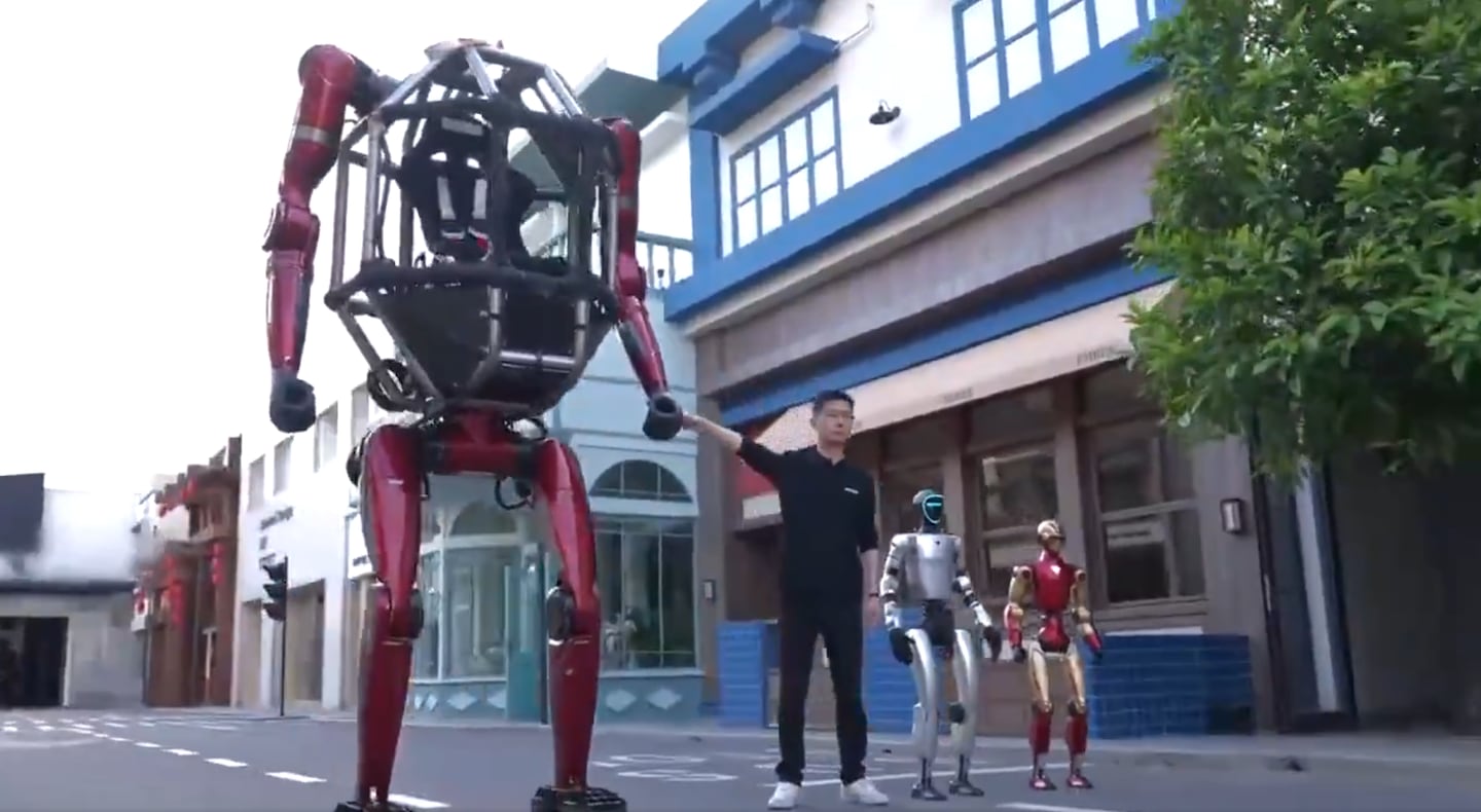 China presenta robot gigante piloteable que cambia de forma y recuerda a ‘Iron Man’