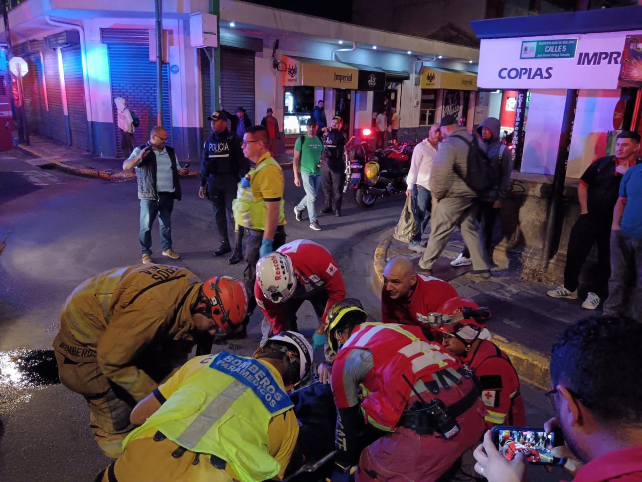 Un choque en San José centro dejó a un hombre gravemente herido.
