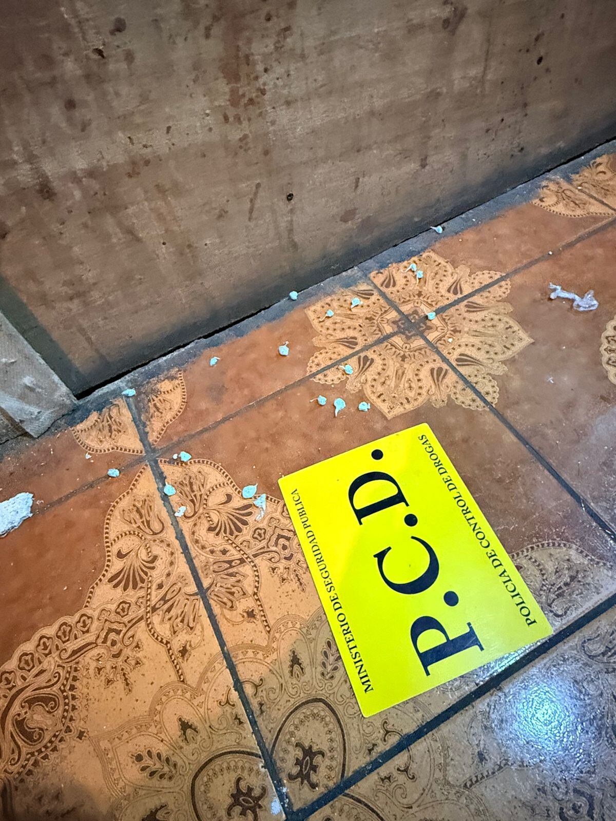 Piedras azules de crack.