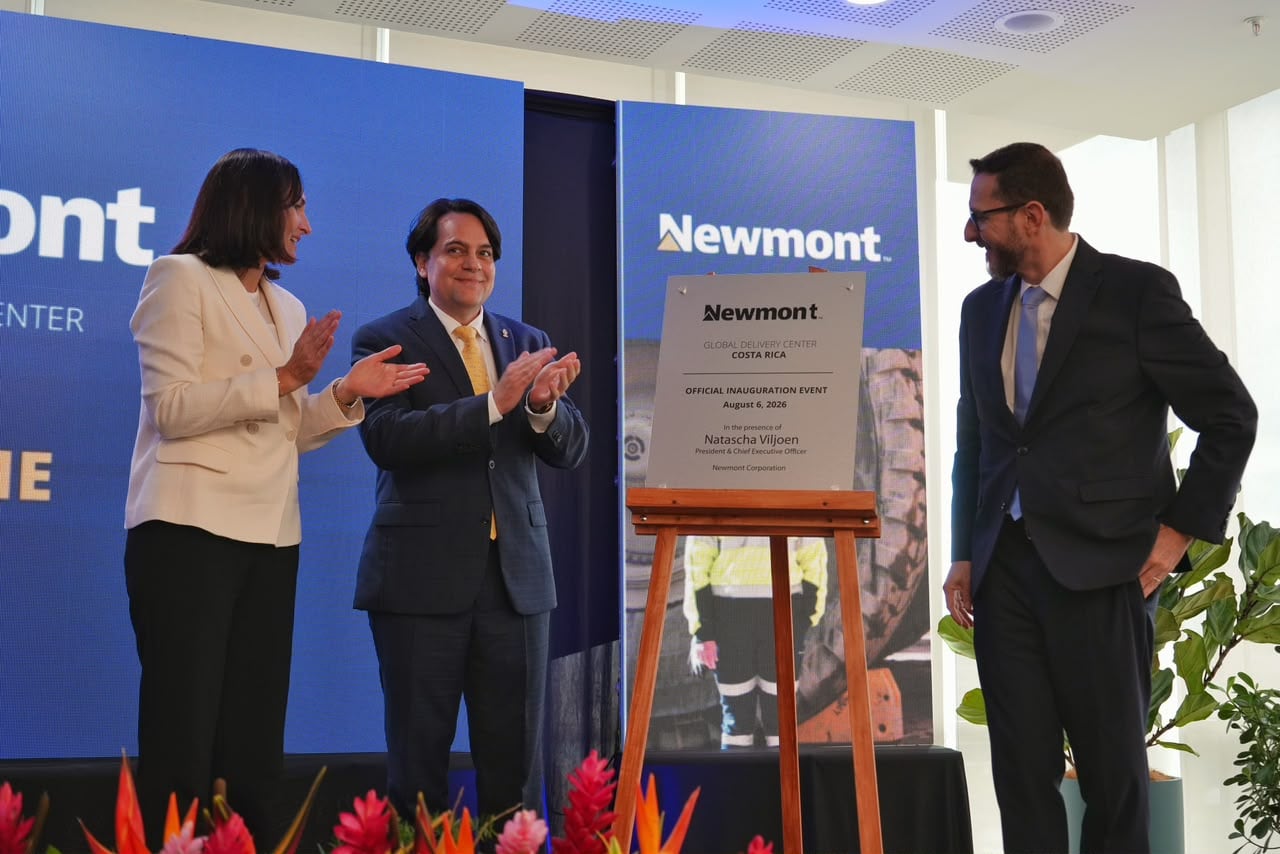 en la imagen la inauguración del Global Delivery Center