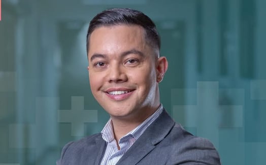 Pablo Campos, periodista de Calle 7 Informativo de Teletica.