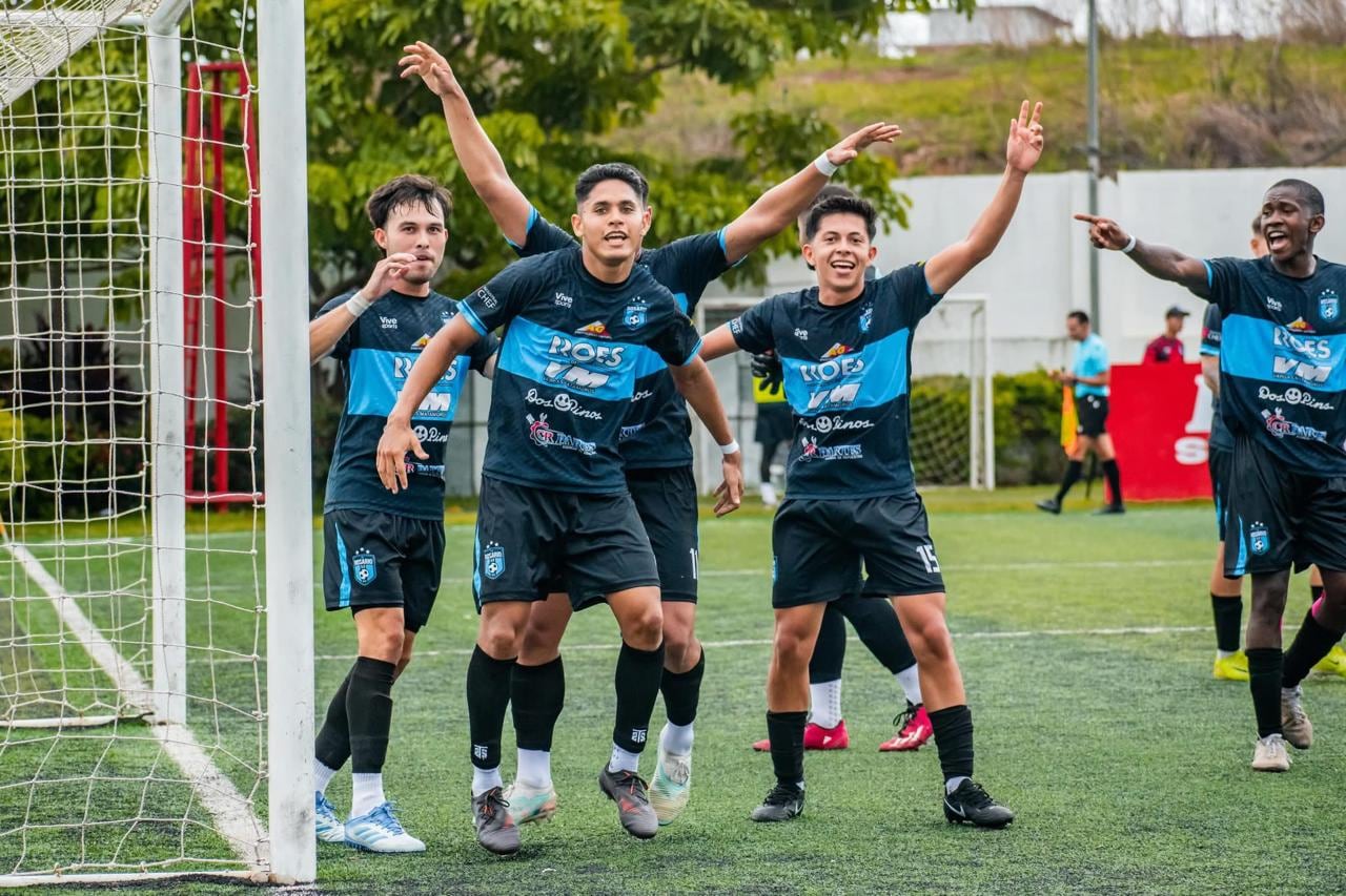 Rosario de Naranjo
Linafa
Final Torneo Clausura 2026
2 de junio del 2026
Facebook Rosario de Naranjo
