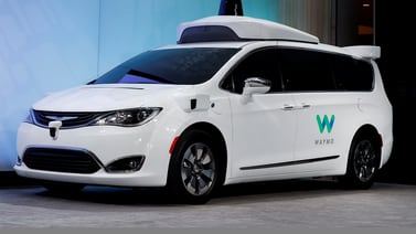 Waymo comenzará pruebas de minivan autónoma