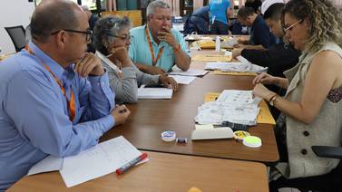 Diputados aceleran proyecto para exigir recuento manual de votos ante ajustadas diferencias