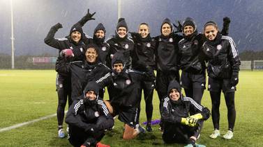 Selección Femenina lucha contra el frío extremo antes de su segundo partido en el Mundial