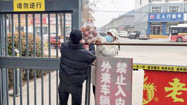 Mujer queda confinada en China con su cita a ciegas