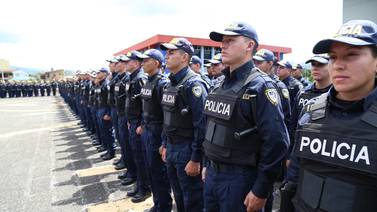 Sindicatos policiales mantienen cautela ante anuncio de aumento salarial