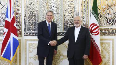 Reino Unido retoma sus relaciones con Irán con reapertura de embajada