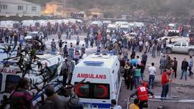 Al menos 166 muertos en explosión en mina turca