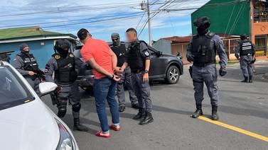 Traficantes cobraban hasta $350 por cruzar migrantes hacia la frontera de Costa Rica con Nicaragua
