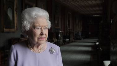Reina Isabel II renuncia a participar en la cumbre del clima COP26 por consejo médico
