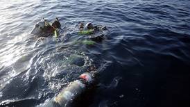 Al menos 17 migrantes mueren en un naufragio frente a Bahamas