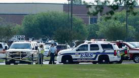 14 niños y un maestro mueren en tiroteo en escuela de Texas
