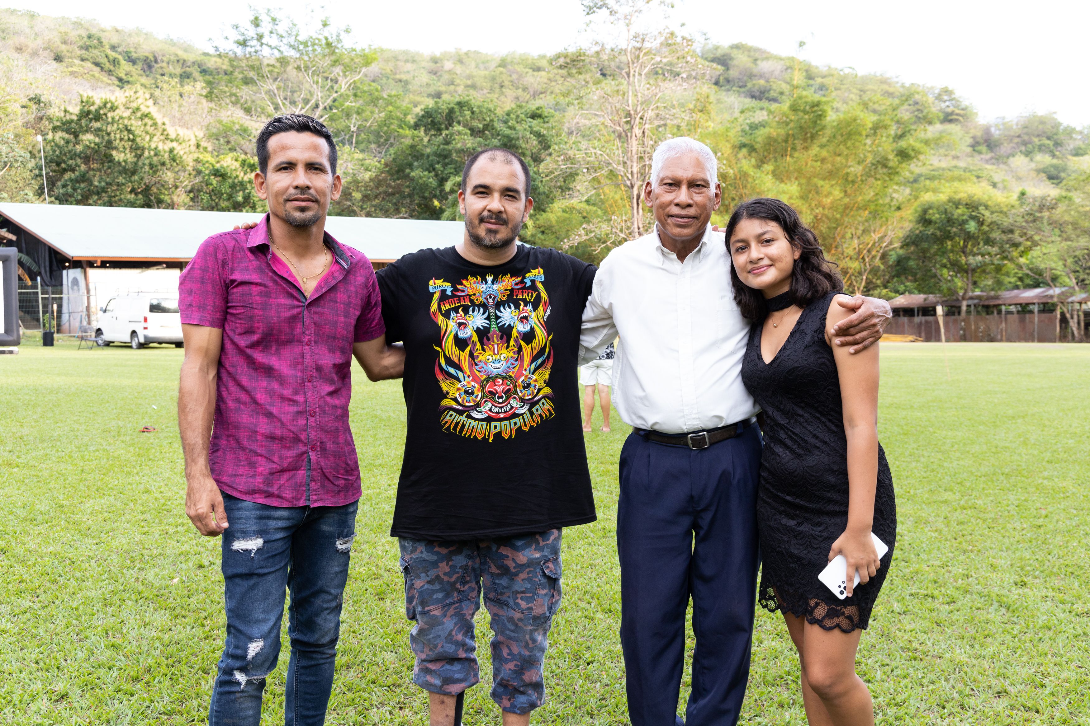 Sandro Vásquez, Andres Cervilla, Arturo Vasquez y Naidelyn Calderon participaron en el taller 'El último indio, tradiciones musicales de Guanacaste'.